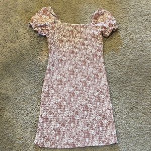 NWOT puff sleeve bodycon dress